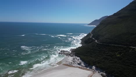 Waves-along-the-Atlantic-coastline