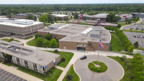 Henry-Ford-College,-Dearborn-Michigan,-USA,-aerial-orbit-view