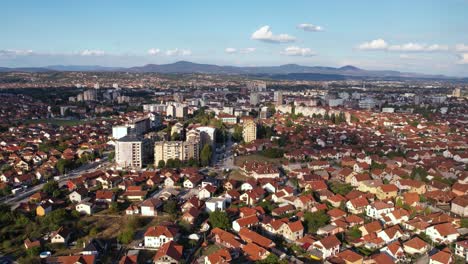 Vista-Aérea-De-La-Ciudad-De-Cacak,-Serbia