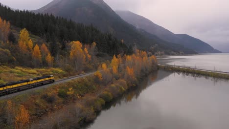 Beautiful-footage-of-The-Alaska-Train-heading-south-alongside-the-Seward-Highway,-in-Turnagain-Arm,-Alaska