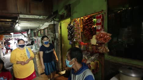 Transactions-at-small-kiosks-or-"Warungs"-in-Indonesia