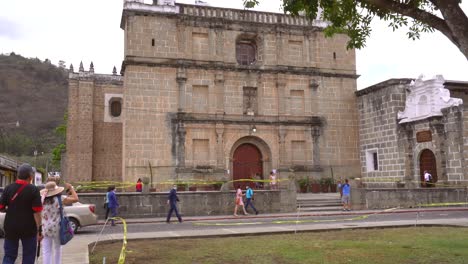 Holy-week-in-Antigua-Guatemala,-2021