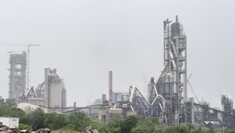 Extreme-long-shot-of-Cement-plant