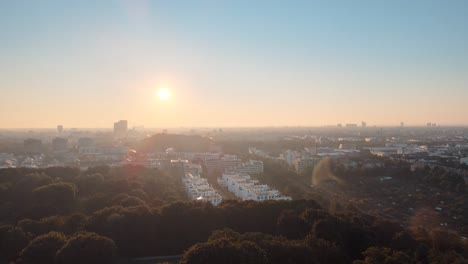 Vista-Aérea-De-La-Zona-Residencial-De-Múnich-Cerca-Del-Parque-Olímpico