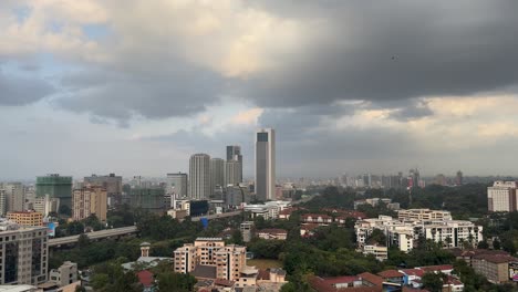 timelapse-of-Nairobi-cityscape-in-the-evening