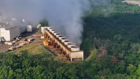 Aerial-view-of-steam-emitting-from-a-Cogen-Power-Plant