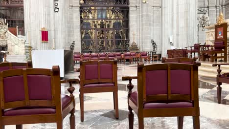 slow-motion-shot-of-mexico-city-cathedral-main-mass-place