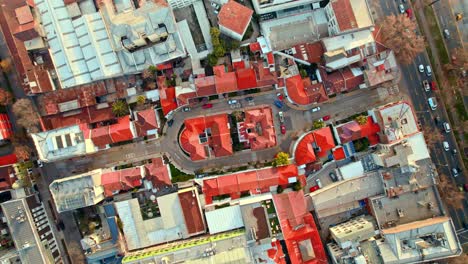 Top-down-drone-shot-rotating-above-the-Conjunto-Virginia-Opazo-in-Santiago,-Chile