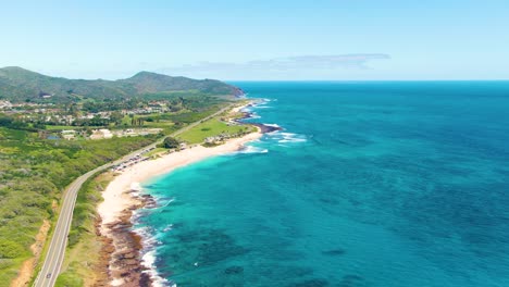 The-Kalanianaʻole-Highway-follows-southeastern-coast-of-Oahu-providing-scenic-trip