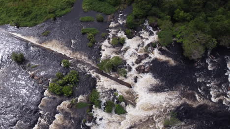 Zenith-aerial-view-moving-rightward-slowly-over-the-Caroní-River-rapids