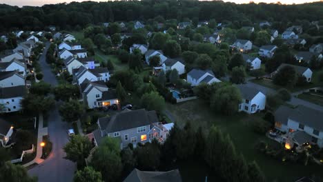 Modern-Homes-and-Houses-of-suburb-at-sunrise