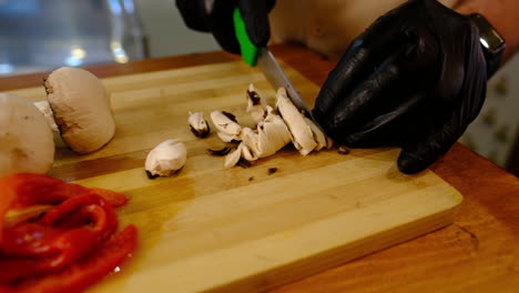 Perfectly-Sliced-Mushrooms:-A-Flavorful-Addition-to-Any-Dish