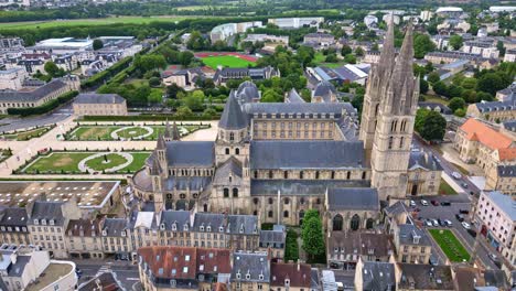 Abbey-of-Saint-Étienne-or-Abbaye-aux-Hommes-or-Abbey-men,-Caen-in-Normandy,-France