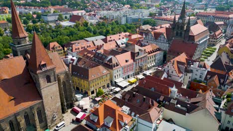 4K-Aerial-Drone-Video-of-Farmers-Market-in-the-Courtyard-between-the-St