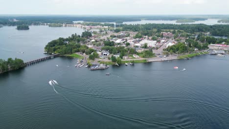 Beautiful-Aerial-Establishing-Shot-Over-Minocqua-Lake,-Wisconsin