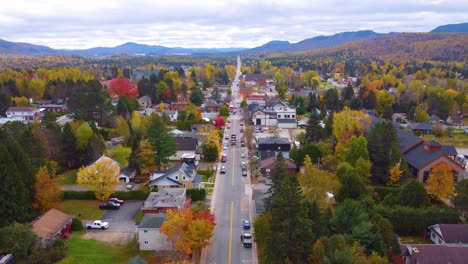 perfect-fall-colors-in-Mont-Tremblant,-Quebec,-Canada