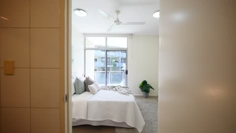 Minimalist-bedroom-interior-with-natural-lighting-and-sleek-furnishings-in-a-lofi-style-modern-home