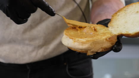 Difundiendo-El-Sabor:-Preparando-El-Pan-De-Hamburguesa-Perfecto