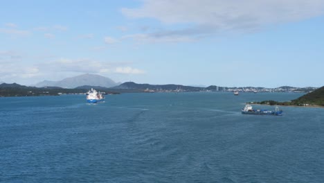 Commercial-ships-traffic-in-Noumea,-New-Caledonia