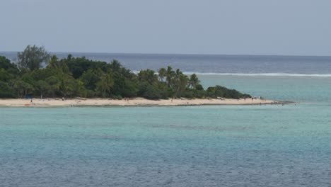 The-secluded-beach-of-the-Mystery-Island,-Vanuatu