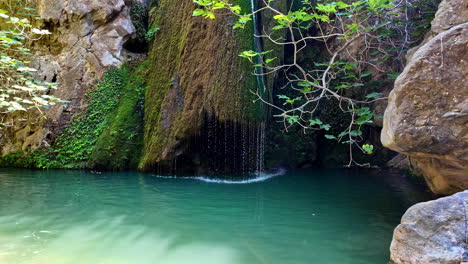 Richtis-Waterfall-in-Crete-island,-motion-forward-view