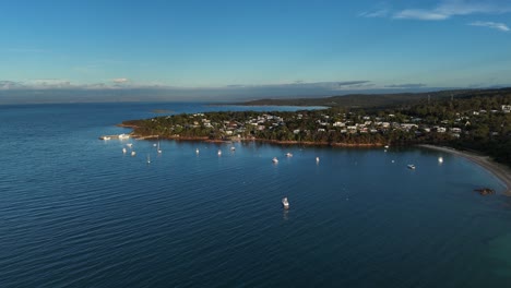 Coles-Bay-Town-on-Tasmania-during-sunny-day