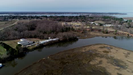 Drone-flight-from-US-17-in-Suffolk-south-down-Bennetts-Creek