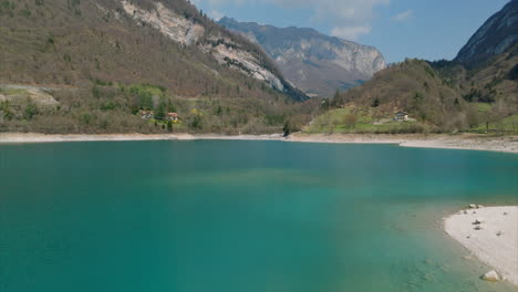 Large-lake-with-turquoise-waters