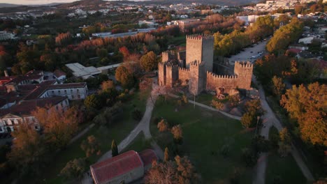Drone-image-panning-down-of-Guimaraes-Castle
