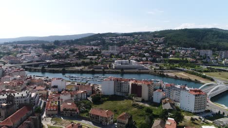 Pontevedra-Stadt-Galicien-Spanien-Luftaufnahme
