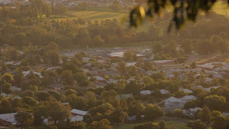 Close-shot-of-houses-and-businesses-in-Tamworth,-viewed-from-Oxley-Scenic-Lookout,-New-South-Wales,-Australia