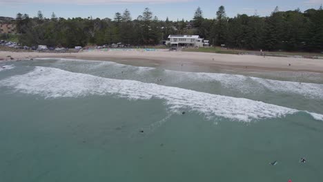 Flynns-Beach,-Surf-Beach-In-Port-Macquarie,-NSW,-Australia---aerial-drone-shot