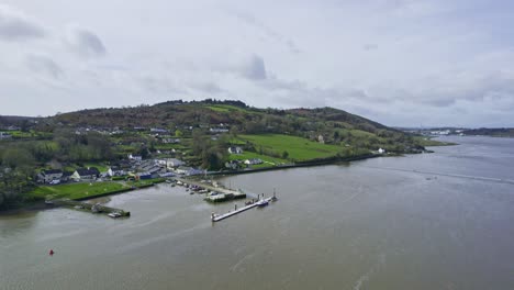 Waterford-Estuary-Cheekpoint-fishing-village-with-the-entry-to-Waterford-port-and-city-upriver