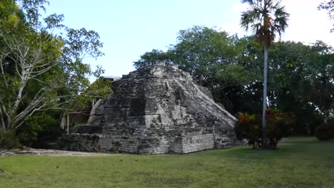 Tempel-Der-Gefäße-In-Chacchoben,-Maya-Ausgrabungsstätte,-Quintana-Roo,-Mexiko