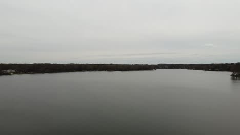 Reeds-Lake-East-Grand-Rapids-Michigan-Drohnen-Luftaufnahmen