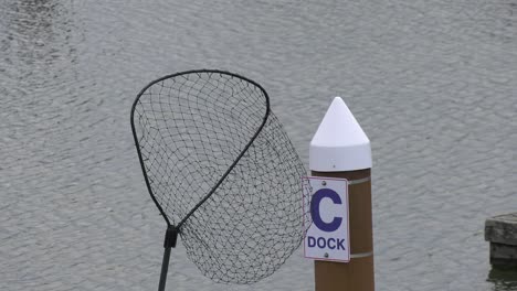 Fischernetz-Neben-Dem-Dock