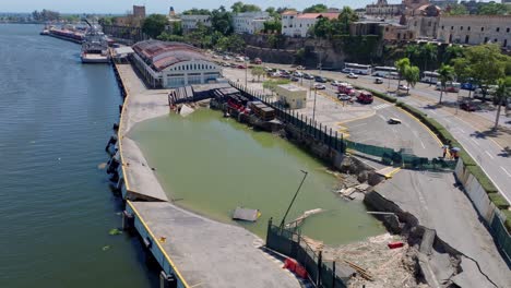 Teilweiser-Einsturz-Des-Docks-Von-Puerto-Don-Diego-In-Der-Dominikanischen-Republik