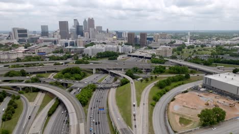 Atlanta,-Georgia-skyline,-traffic-and-Georgia-state-capitol-building-with-drone-video-wide-shot-pan-left-to-right