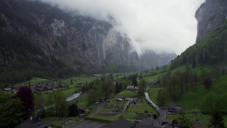 Beautiful-Lauterbrunnen-Mountain-Valley-Landscape-in-Rainy-Weather,-Moody-Aerial