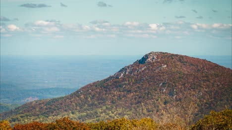 Timelapse-of-Old-Rag-Mountain-in-fall-colors,-Shenandoah-National-Park,-Virginia,-USA