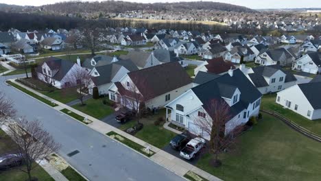 Large-HOA-neighborhood-in-USA