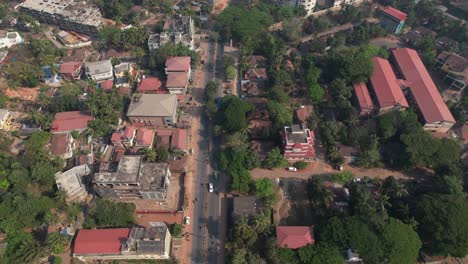 Luftaufnahme-Der-Stadt-Mangalore,-Offiziell-Bekannt-Als-Mangaluru