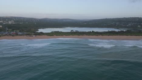 Dee-Why-Beach,-Playas-Del-Norte-De-Sydney,-Nueva-Gales-Del-Sur,-Australia