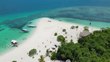 Luftaufnahmen-Zeigen-Den-Gestrandeten-Banca-Ausleger-Auf-Der-Insel-Balabac-In-Patawan