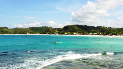 Lombok-main-surfing-spot-for-longboarders,-exotic-paradise-island