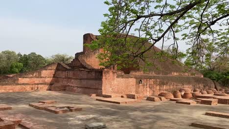 Close-up-shot-of-the-ruins-of-Nalanda-Mahavihara-in-a-sunny-day