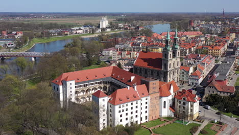 Aerial-view-of-the-Castle-and-museum-of-the-Silesian-Piasts-in-Brzeg,-Poland