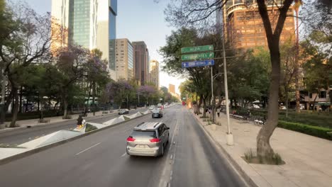 slow-motion-shot-of-paseo-de-la-reforma-traffic-in-Mexico-city