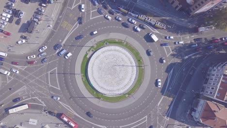 Breathtaking-descending-aerial-shot-of-roundabout-Slavija-Square,-Belgrade