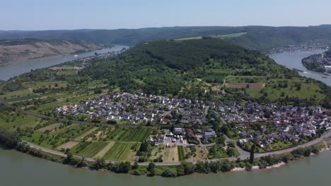 Aerial-View,-The-great-Rhine-Loop-of-Boppard,-Germany